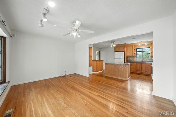 Property Photo: 220 Susan Road MO 63129