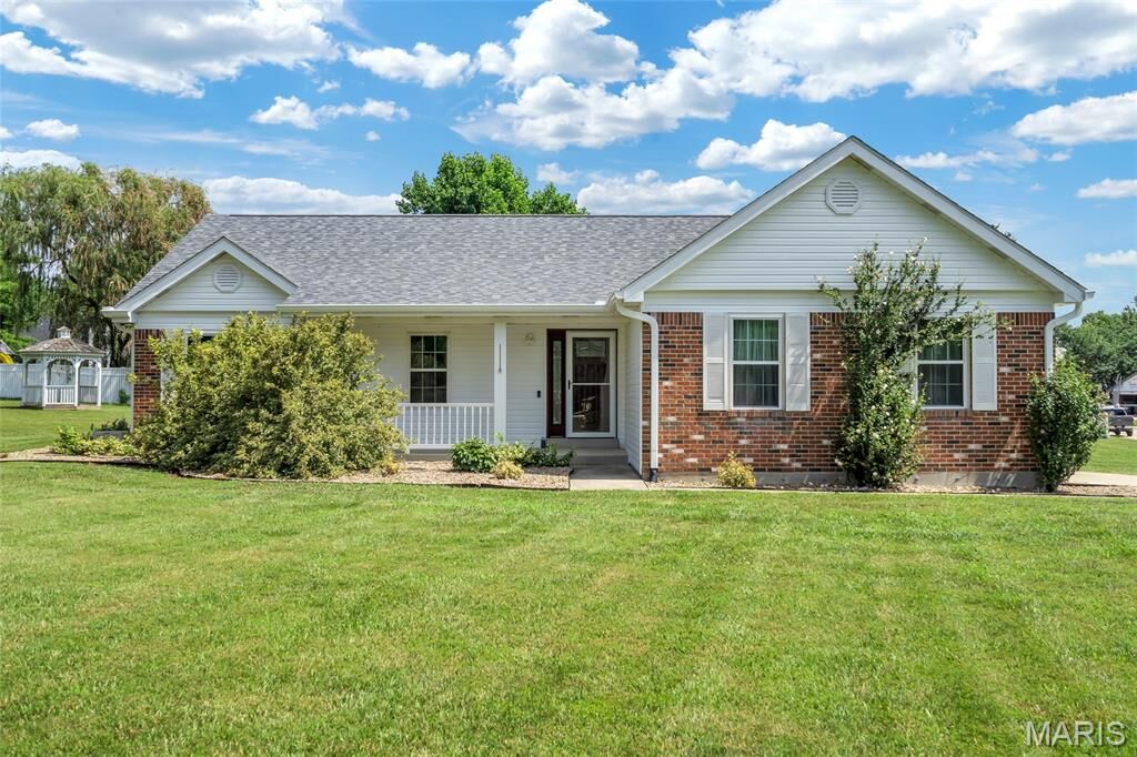 Property Photo:  2601 Brookfield Court  IL 62236 