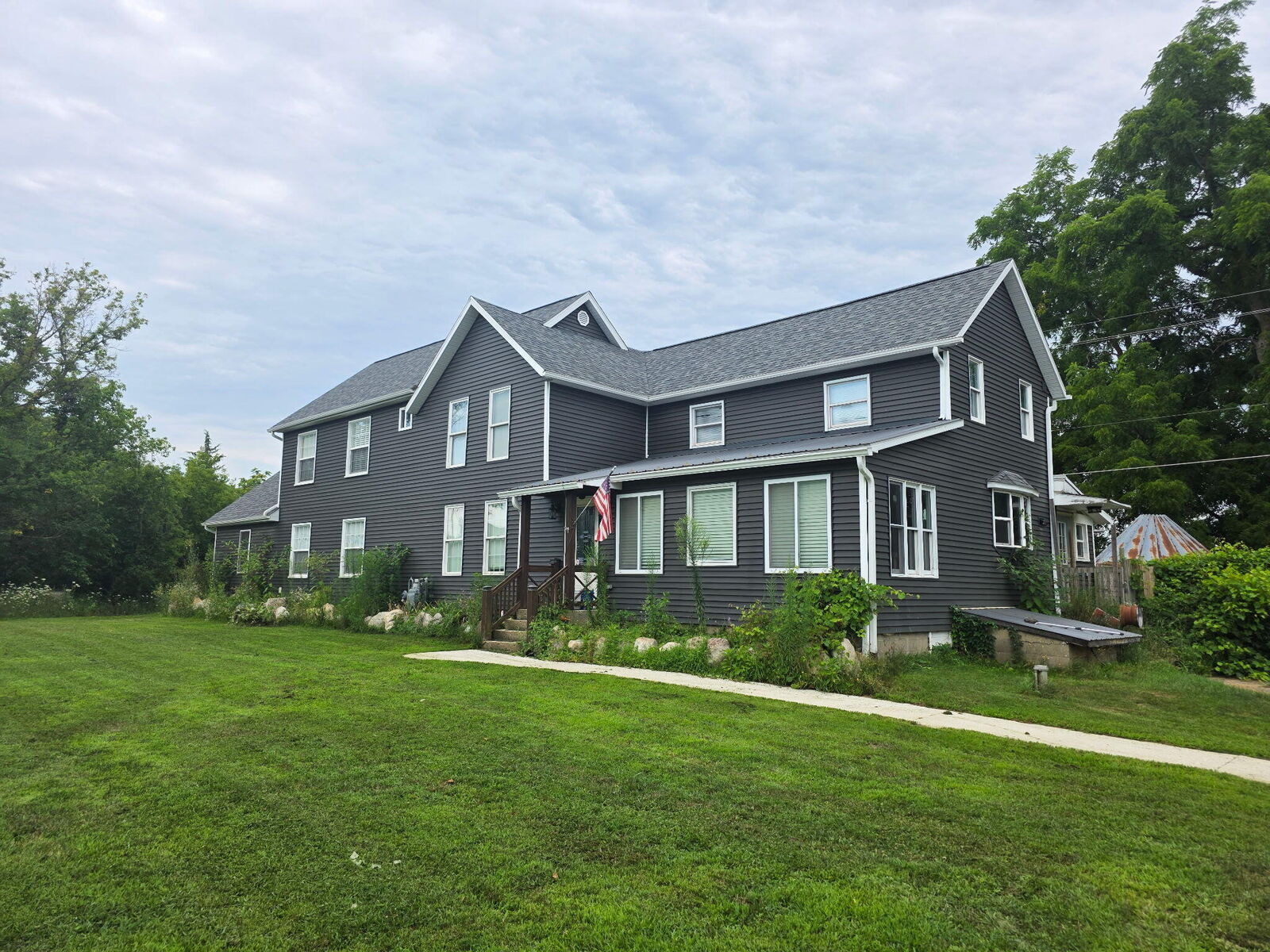 Property Photo: 1464 M-40 MI 49055