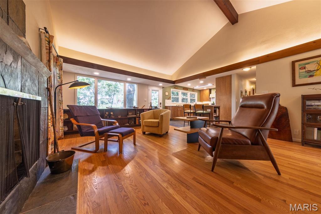Property Photo: 987 Dwyer Avenue MO 63122