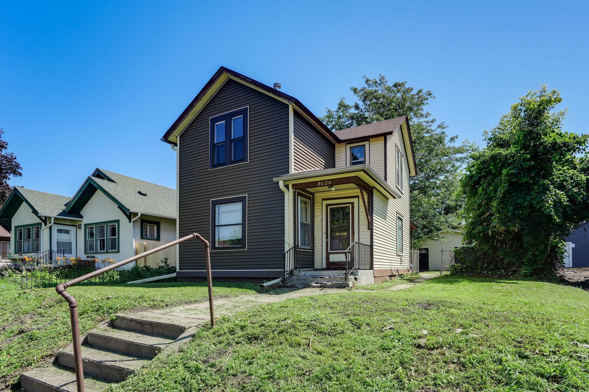 Property Photo: 3020 Knox Avenue N MN 55411