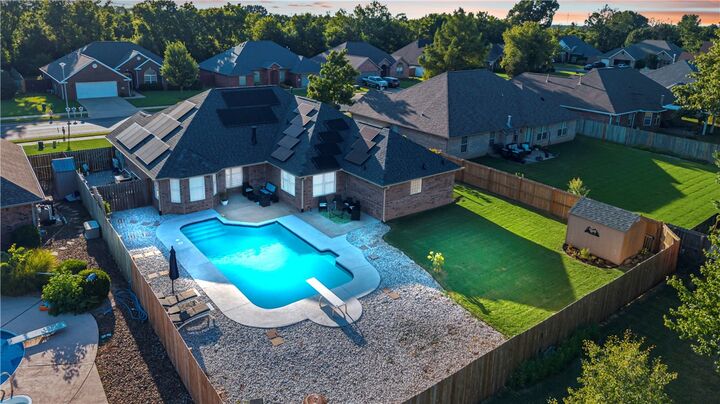 Property Photo: 309 SE Eaton Street AR 72712