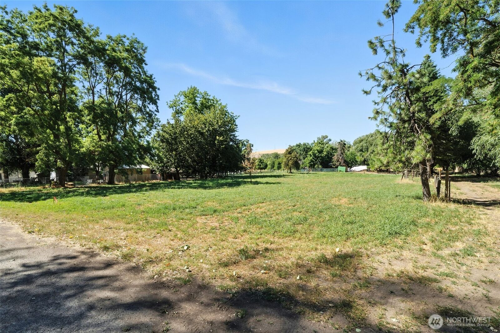 Property Photo:  0 Lot 2/3 E Sixth Street  WA 99361 
