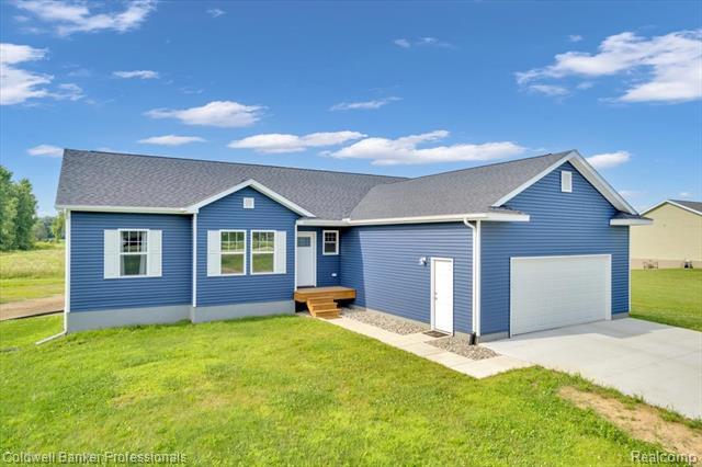 Property Photo: 1814 Daley Road MI 48446