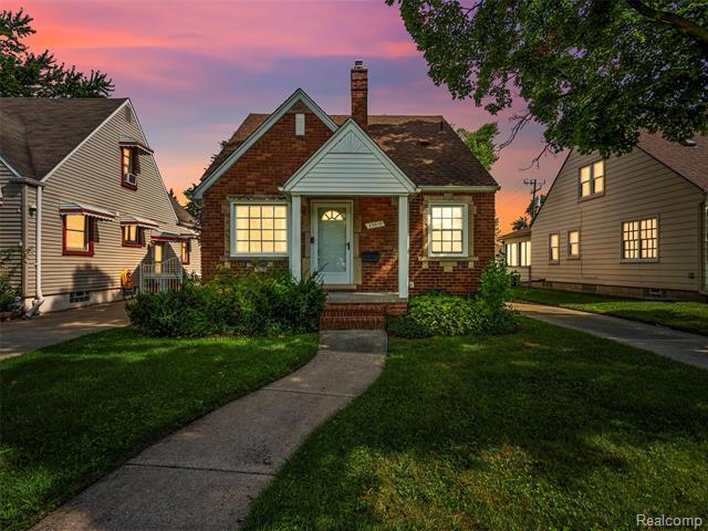 23812 Buckingham Street  Dearborn MI 48128 photo