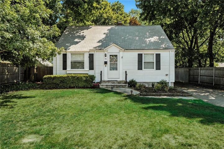 72 Nichols Road  North Kingstown RI 02852 photo