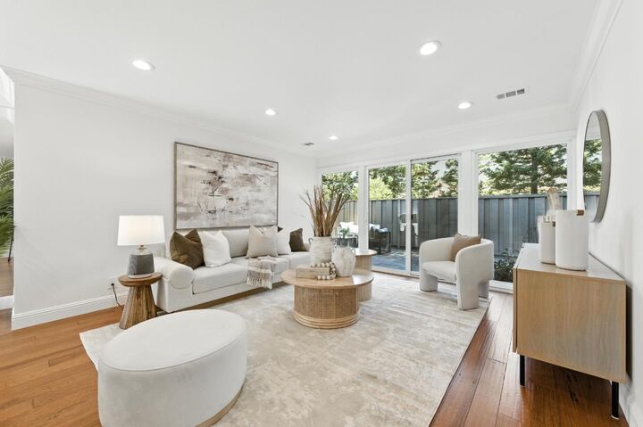 Property Photo: 1 Los Altos Square CA 94022