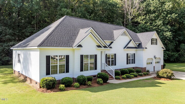 Property Photo:  3385 Ed'S Drive  NC 27804 