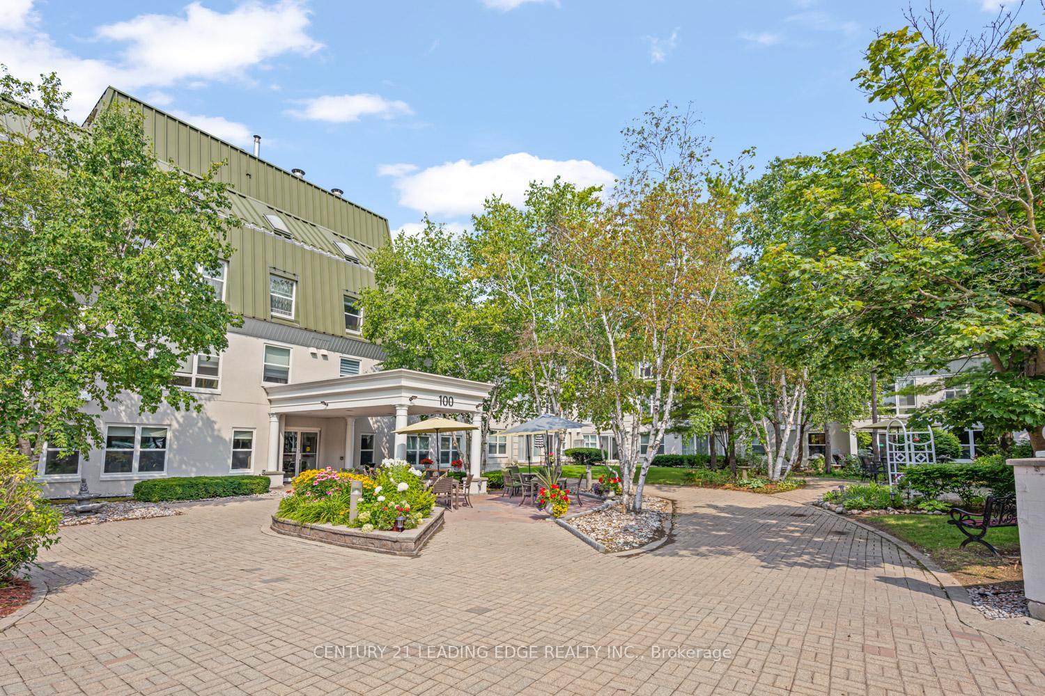 Property Photo: 100 Anna Russell Way 224 ON L3R 6C7