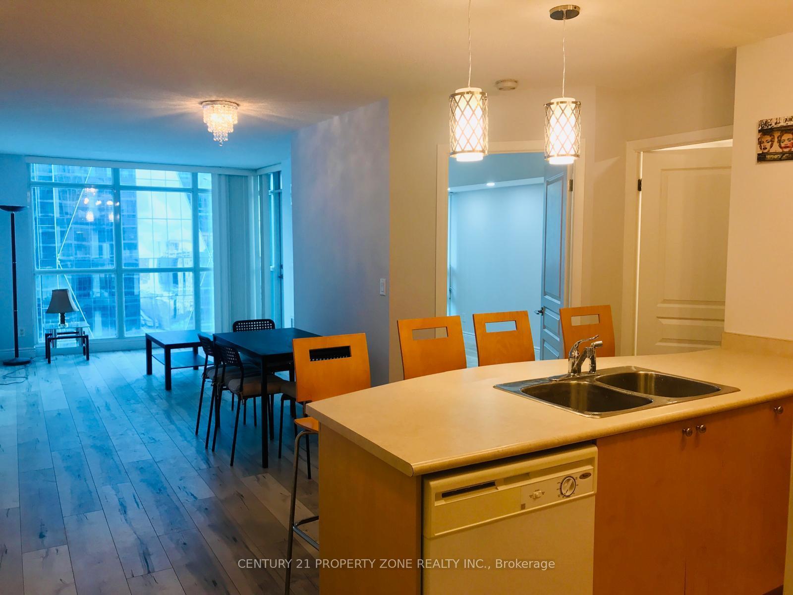 Property Photo: 18 Yonge Street 2614 ON M5E 1Z8