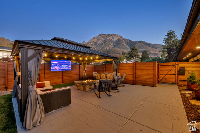 Property Photo: 4294 S Fortuna Way E UT 84124