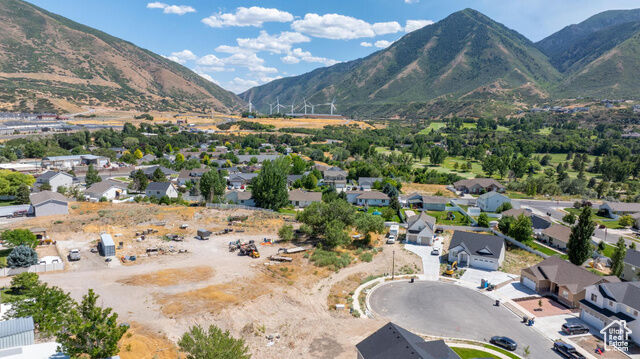 Property Photo:  1613 S 3170 E  UT 84660