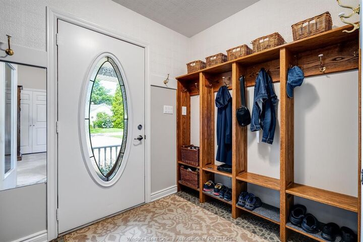 Property Photo: 77 Hodgins Street ON N8H 3N6