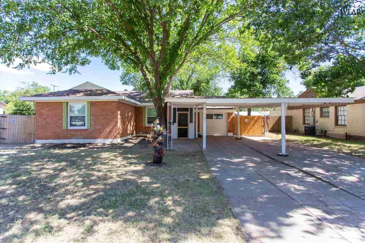 Property Photo: 4107 Hughes Drive TX 76308