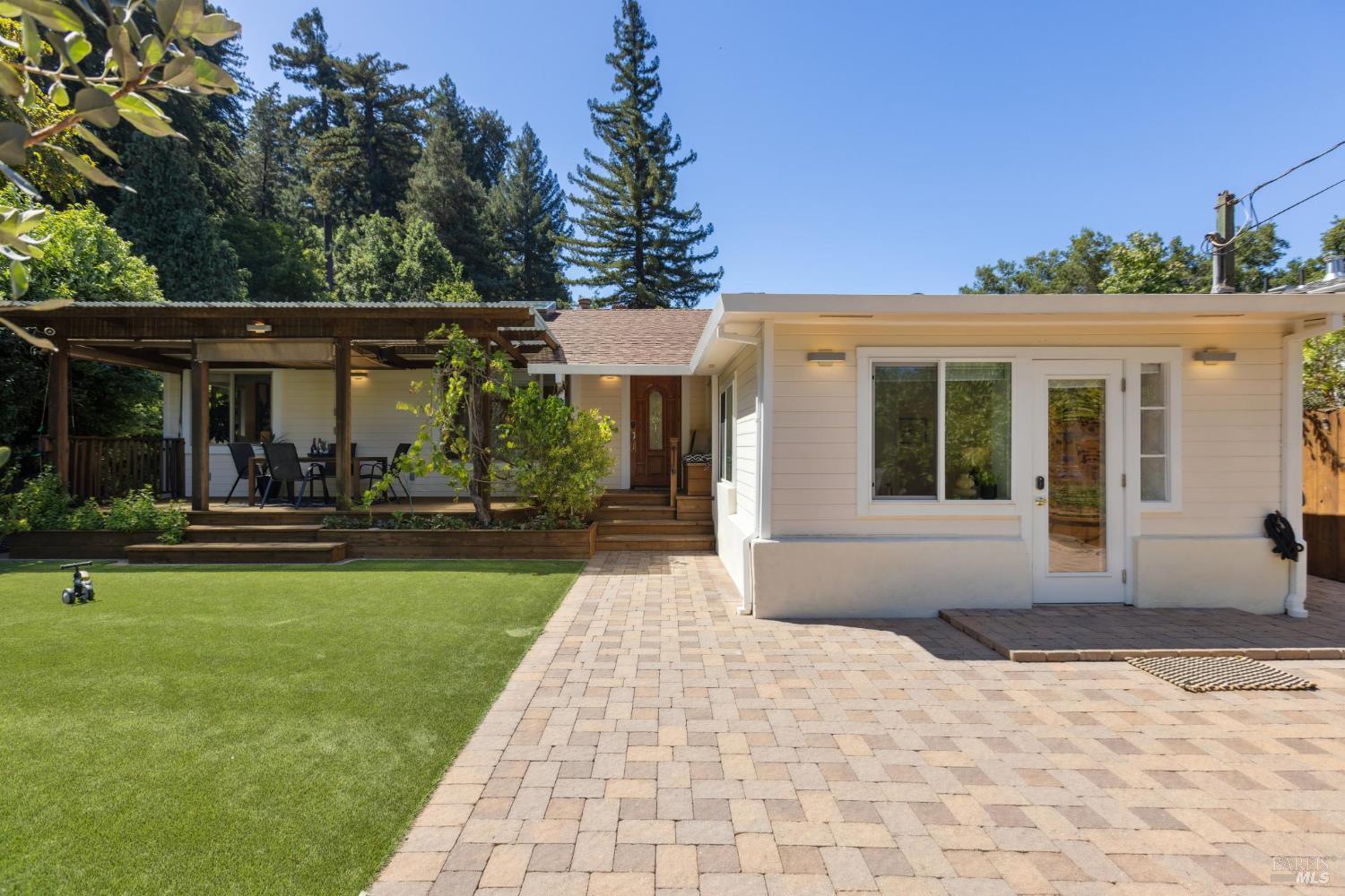 Property Photo:  46 Park Street  CA 94973 