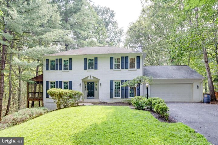 Property Photo:  11841 Clara Way  VA 22039 