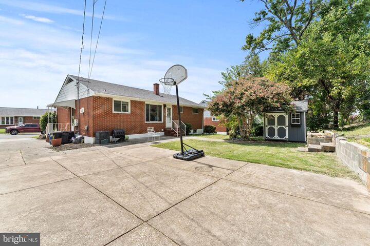 Property Photo:  8426 Avery Road  MD 21237 