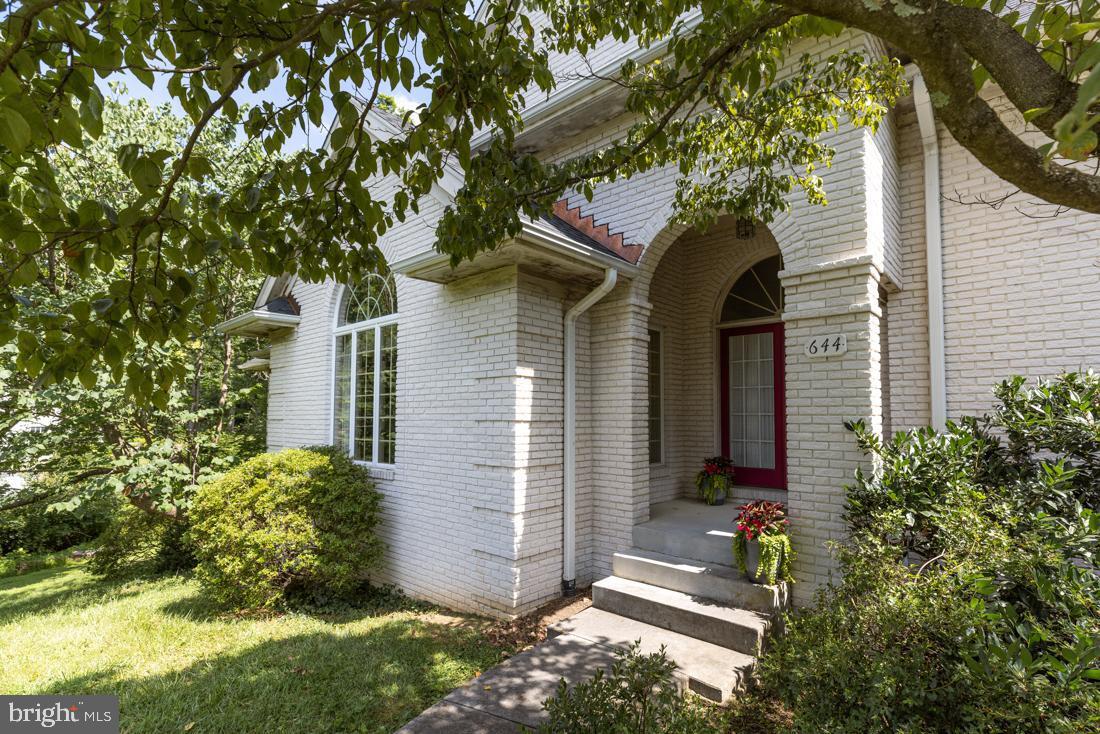 Property Photo: 644 Seldon Drive VA 22601