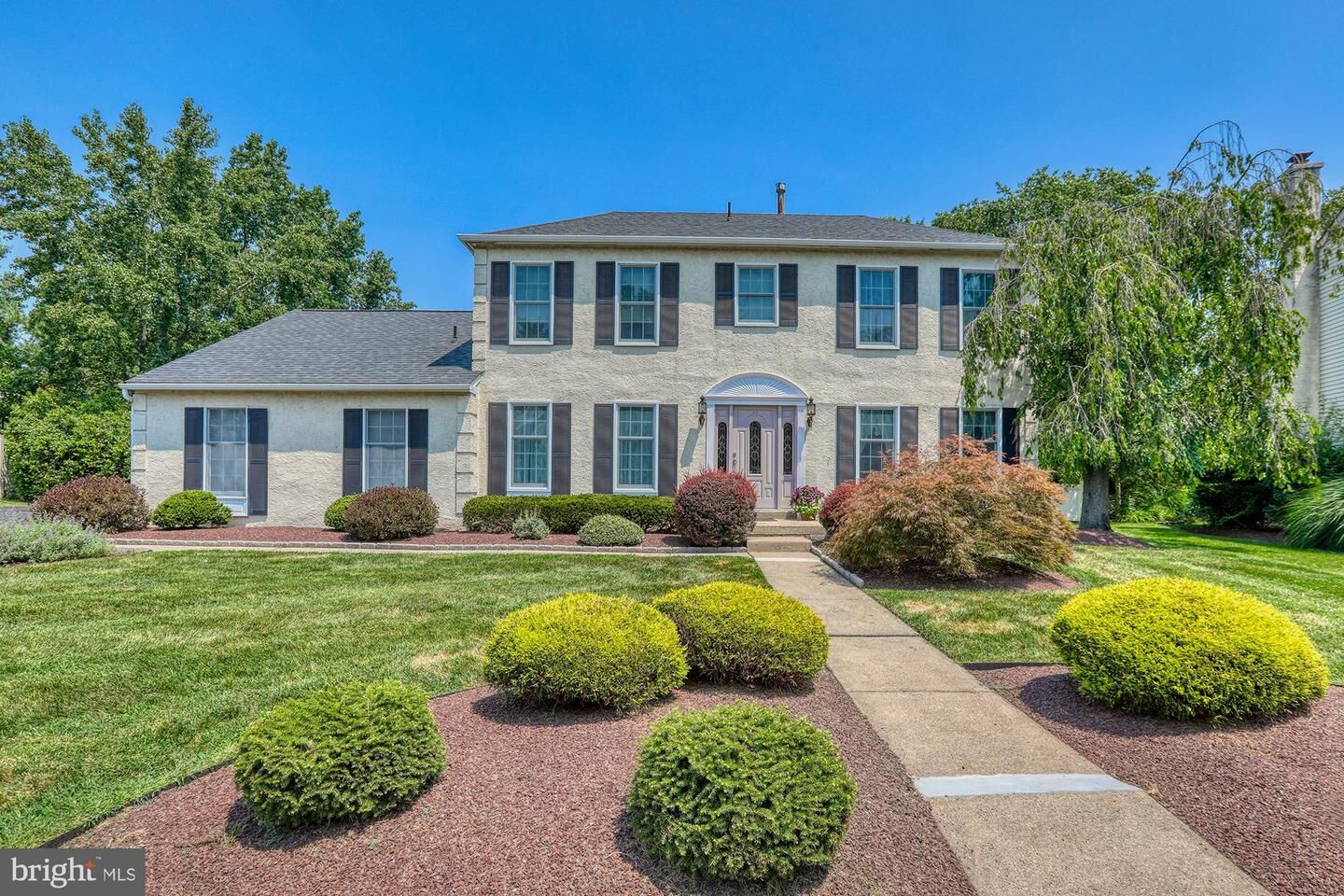 Property Photo: 732 Paxson Lane PA 19047