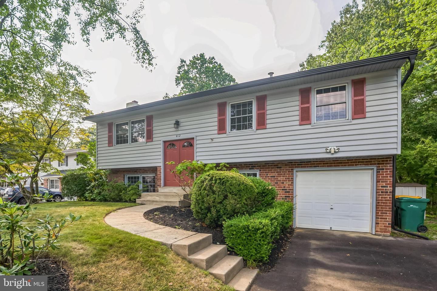 Property Photo: 412 Norway Drive PA 19446