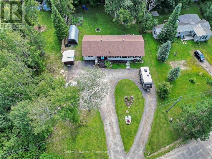 Property Photo:  1 Fox Run Lane  ON P1H 1E3 