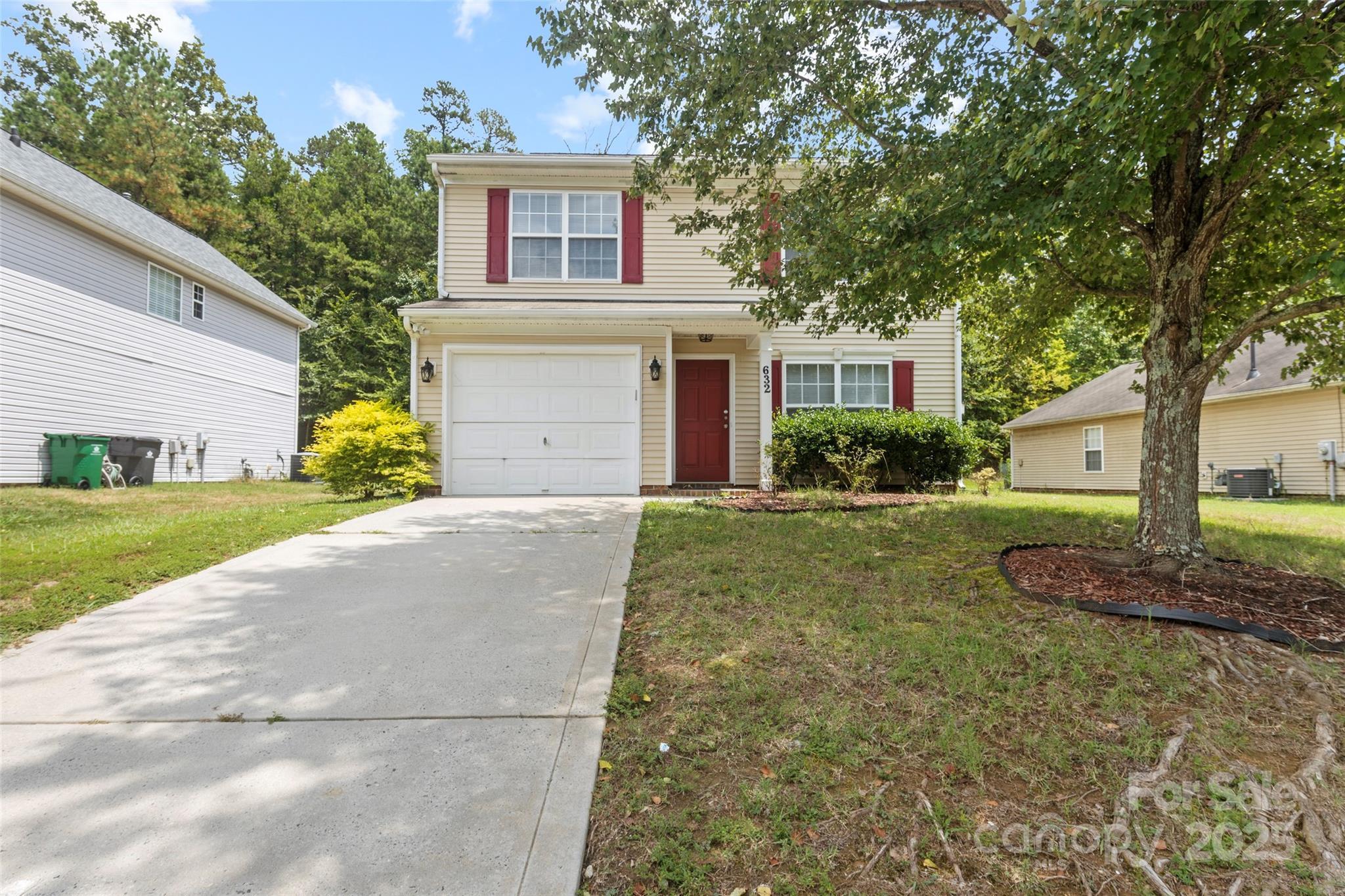 Property Photo: 632 Pawley Drive NC 28214