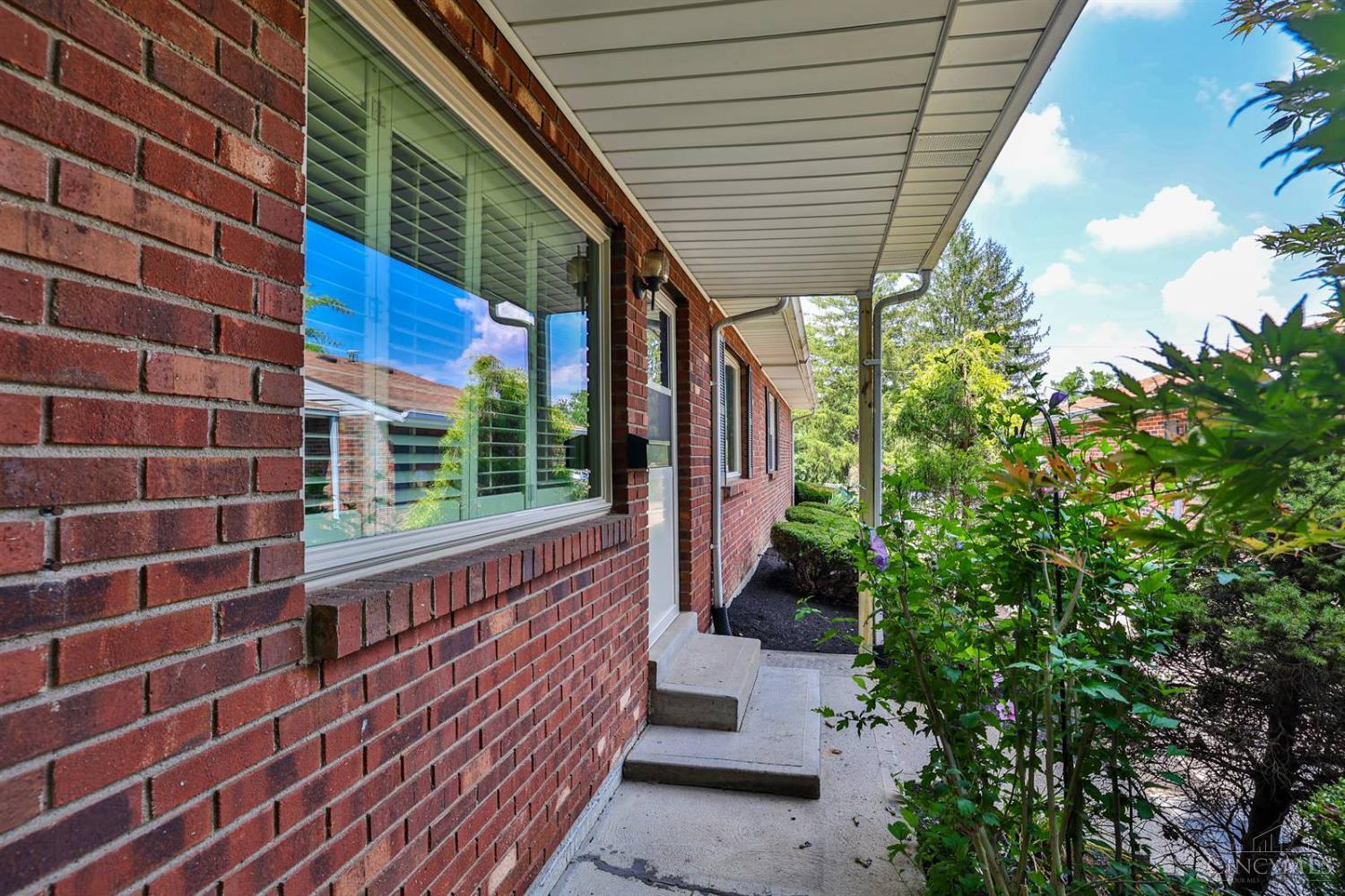 Property Photo:  2073 Sunset Drive  OH 45013 
