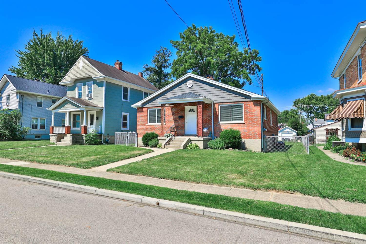 Property Photo: 11169 Oak Street OH 45241