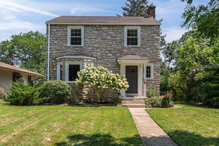 Property Photo:  1054 Grandon Avenue  OH 43209 