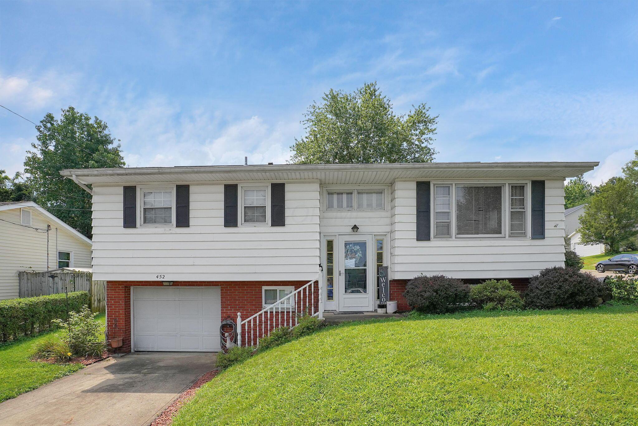 Property Photo: 452 Spring Street OH 43130