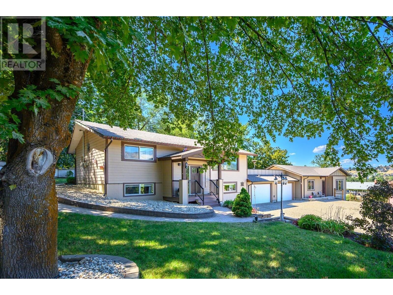 Property Photo: 7506 McClounie Road BC V1B 1P7