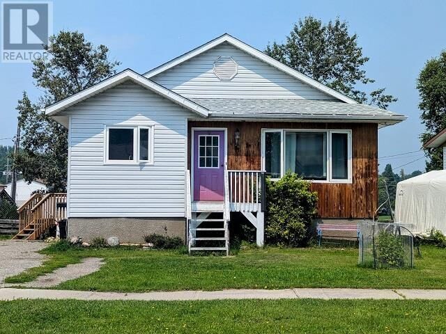 Property Photo:  9 Ingall Dr  ON P8N 3E4 