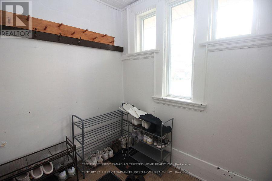 Property Photo:  1051 Richmond Street  ON N6A 3J7 