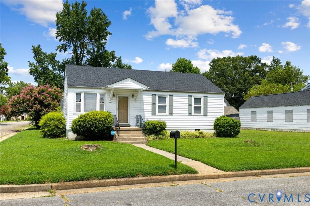 Property Photo:  2609 Lee Street  VA 23860 