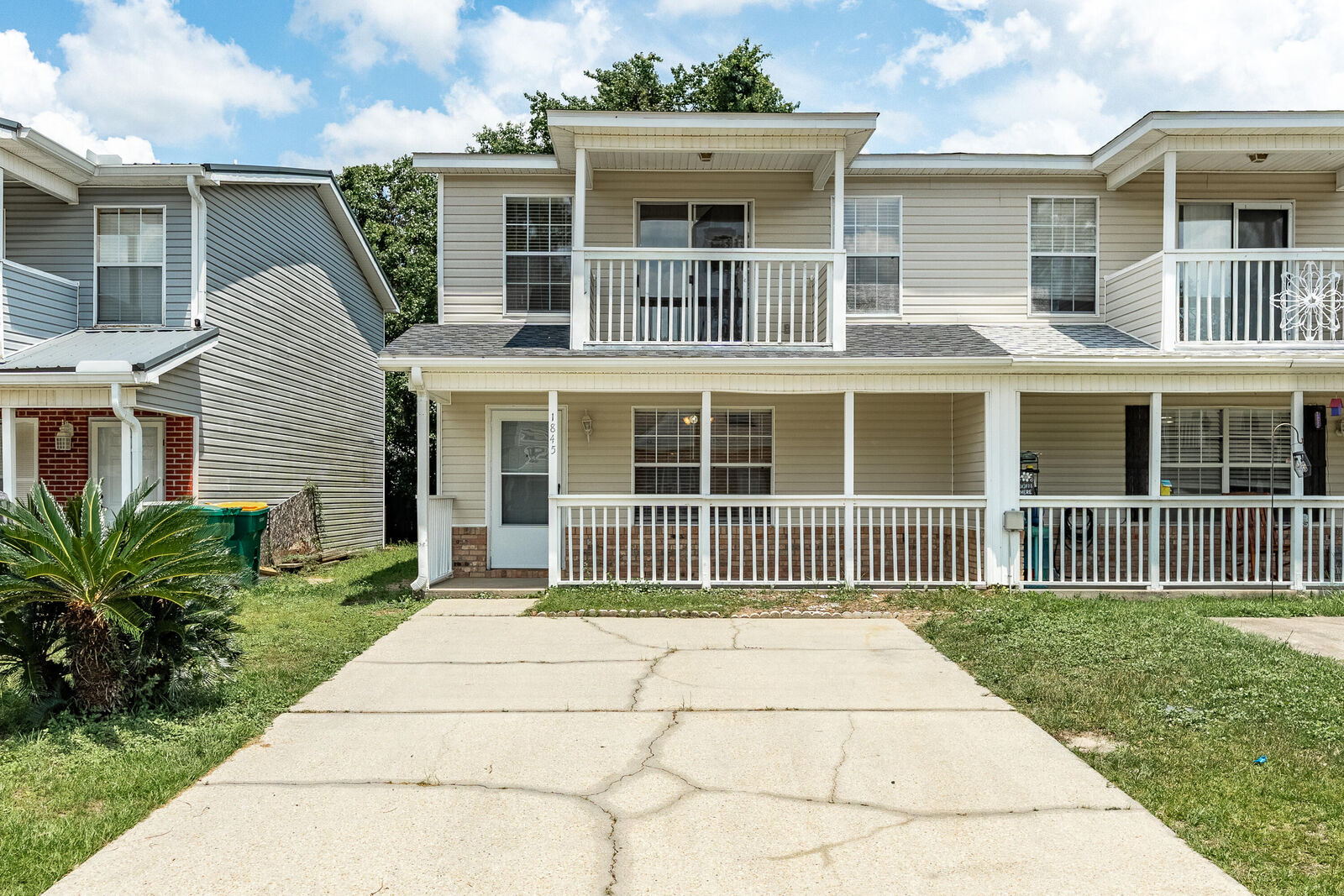 Property Photo:  1845 Pointed Leaf Lane  FL 32547 