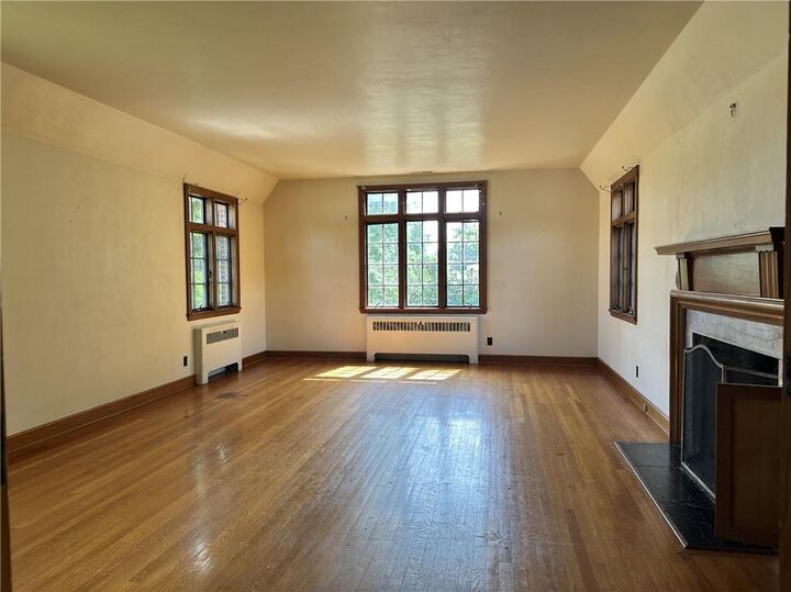 Property Photo: 1005 E Normal Street MO 63501