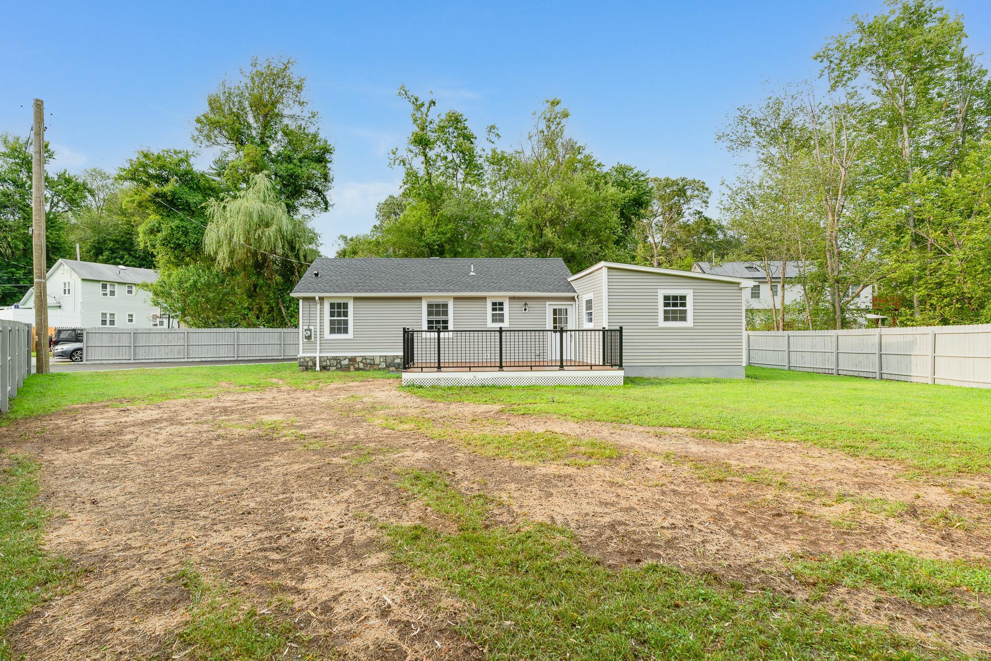 3167 Lincoln Drive  Mohegan Lake NY 10547 photo