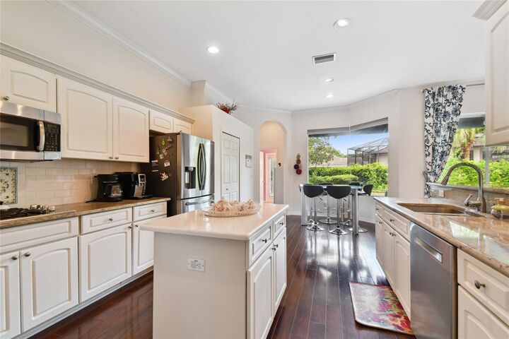 Property Photo:  10502 Castleford Way  FL 33626 