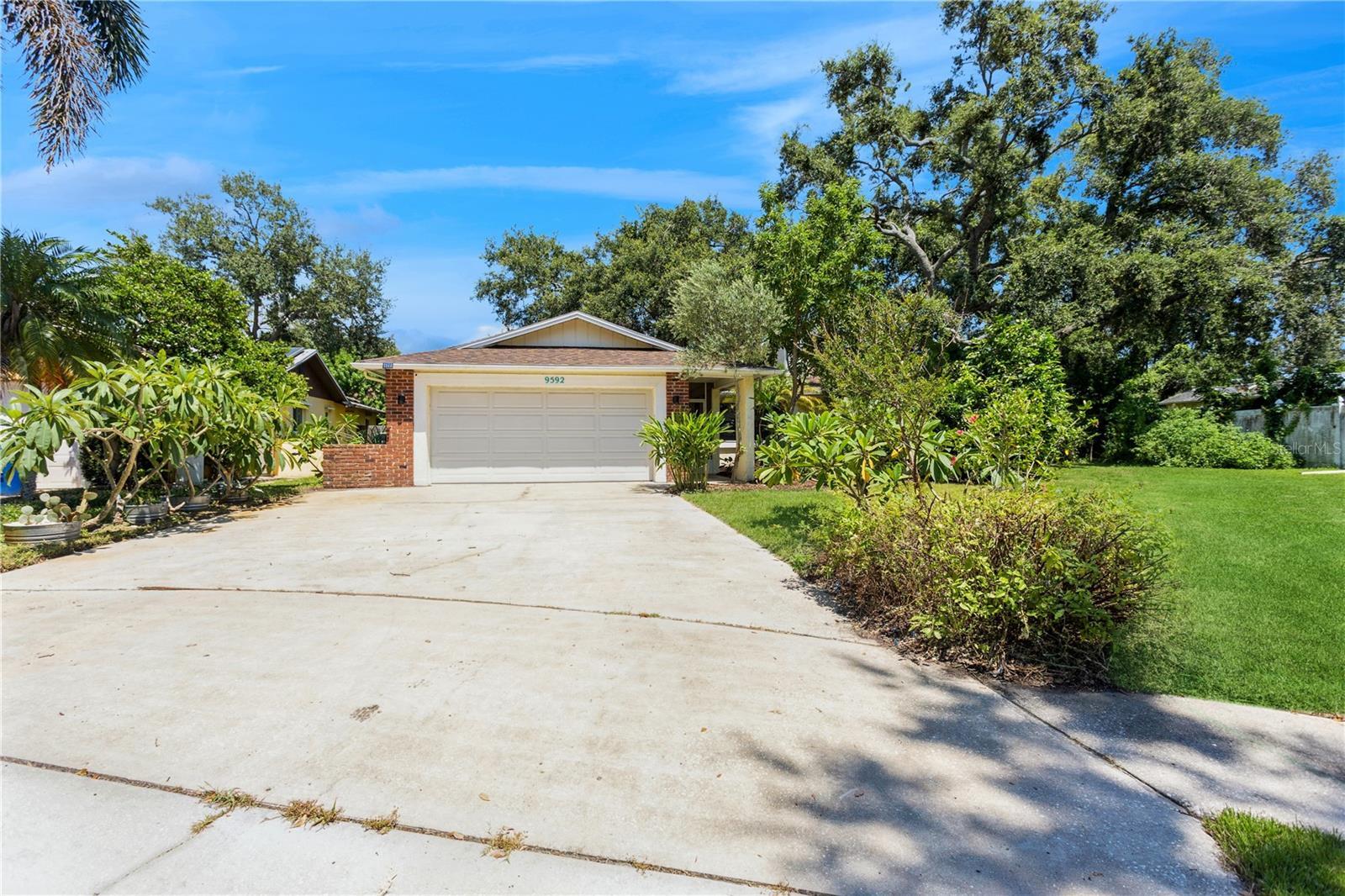 Property Photo: 9592 128th Terrace FL 33773