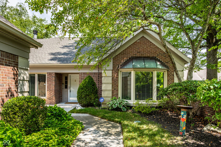 Property Photo: 8535 Olde Mill Circle W Drive IN 46260
