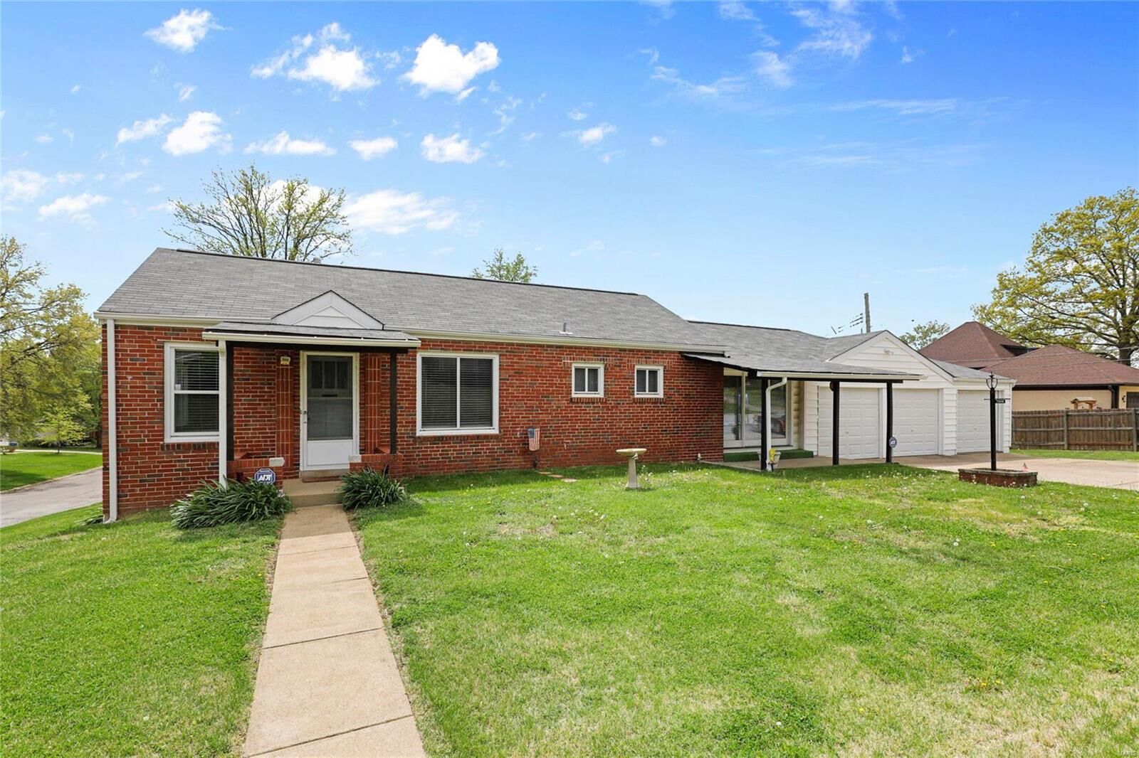 Property Photo: 7046 Aliceton Avenue MO 63123