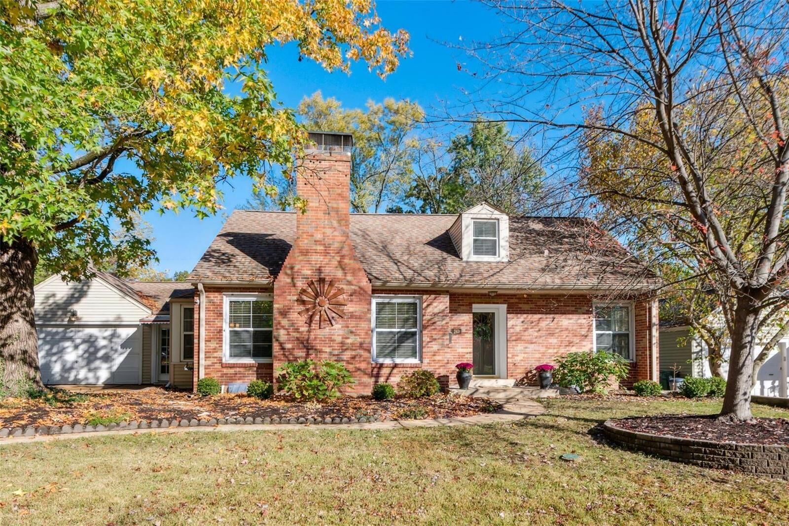Property Photo: 243 Longview Boulevard MO 63122