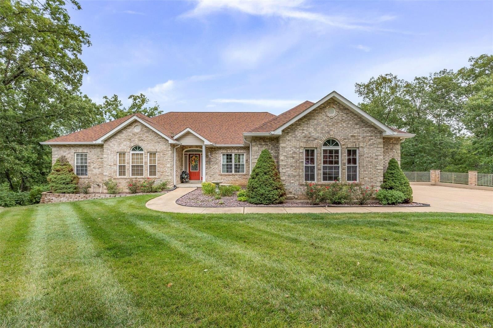 Property Photo: 10 Appomattox Ridge MO 63028