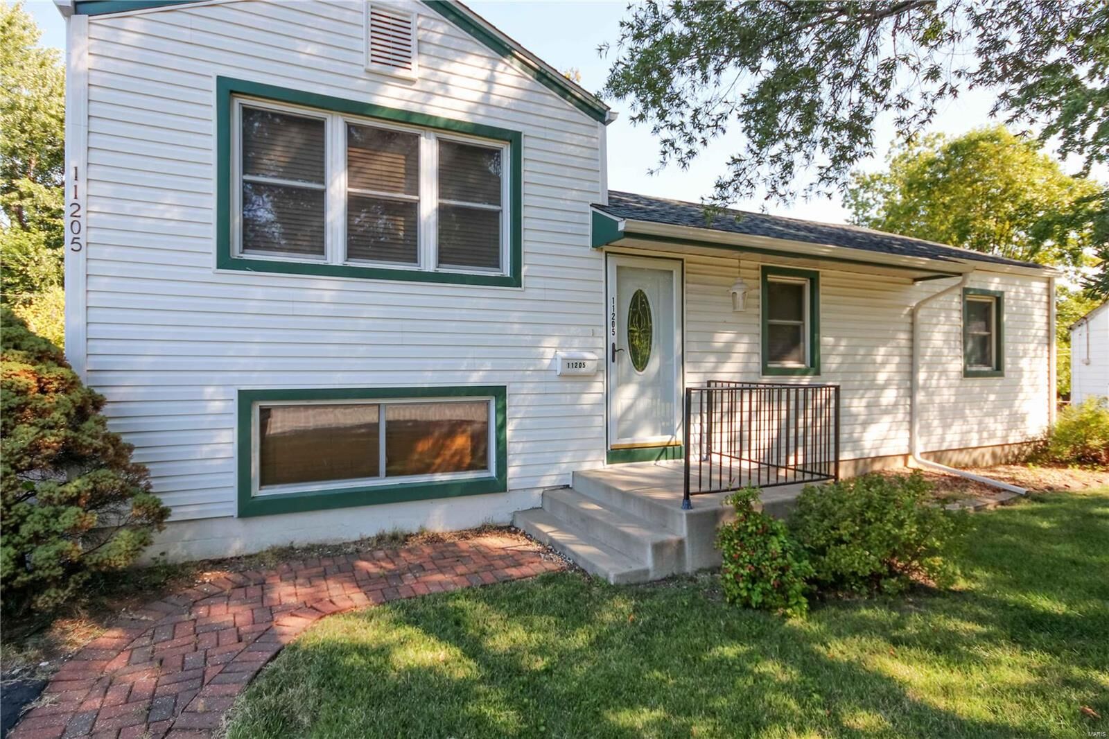 Property Photo: 11205 Saint Damian Drive MO 63074