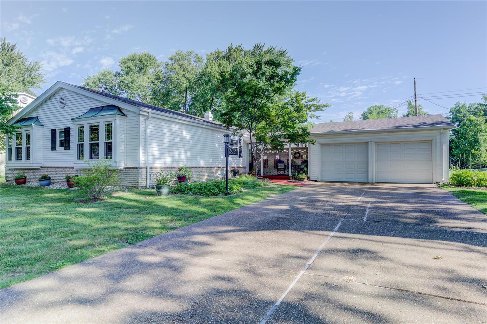 Property Photo: 12535 Northwinds Drive MO 63146