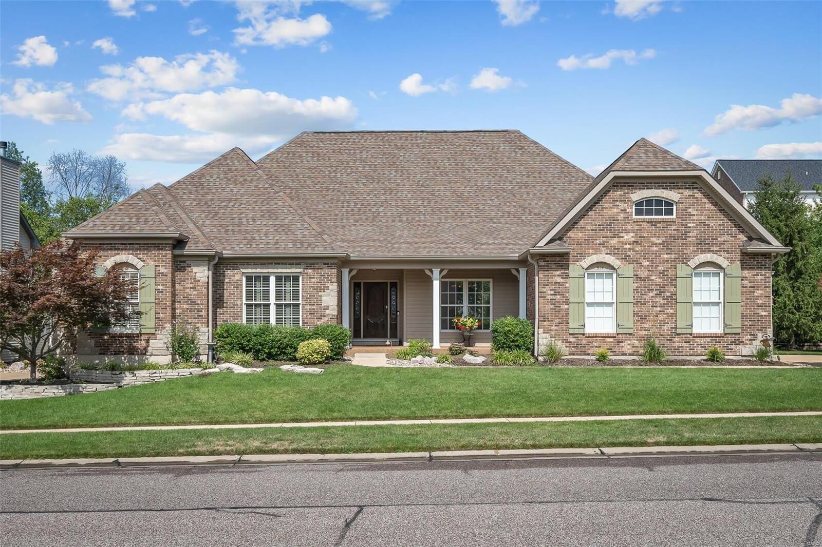 Property Photo:  314 Greycliff Bluff Drive  MO 63129 