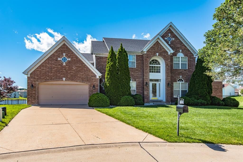 Property Photo:  15 Behlmann Estates Court  MO 63034 