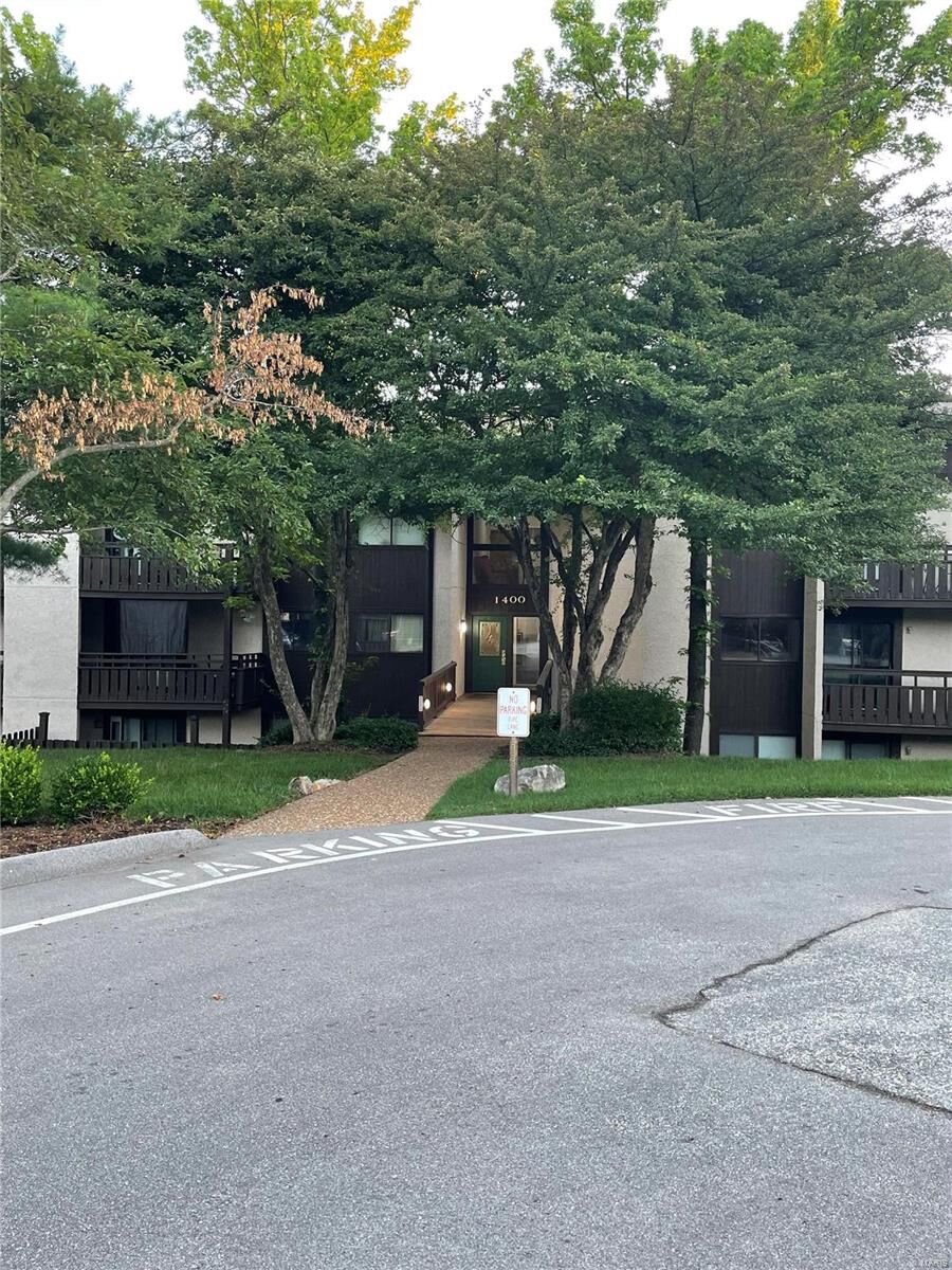 Property Photo: 1400 Heritage 303 MO 63303