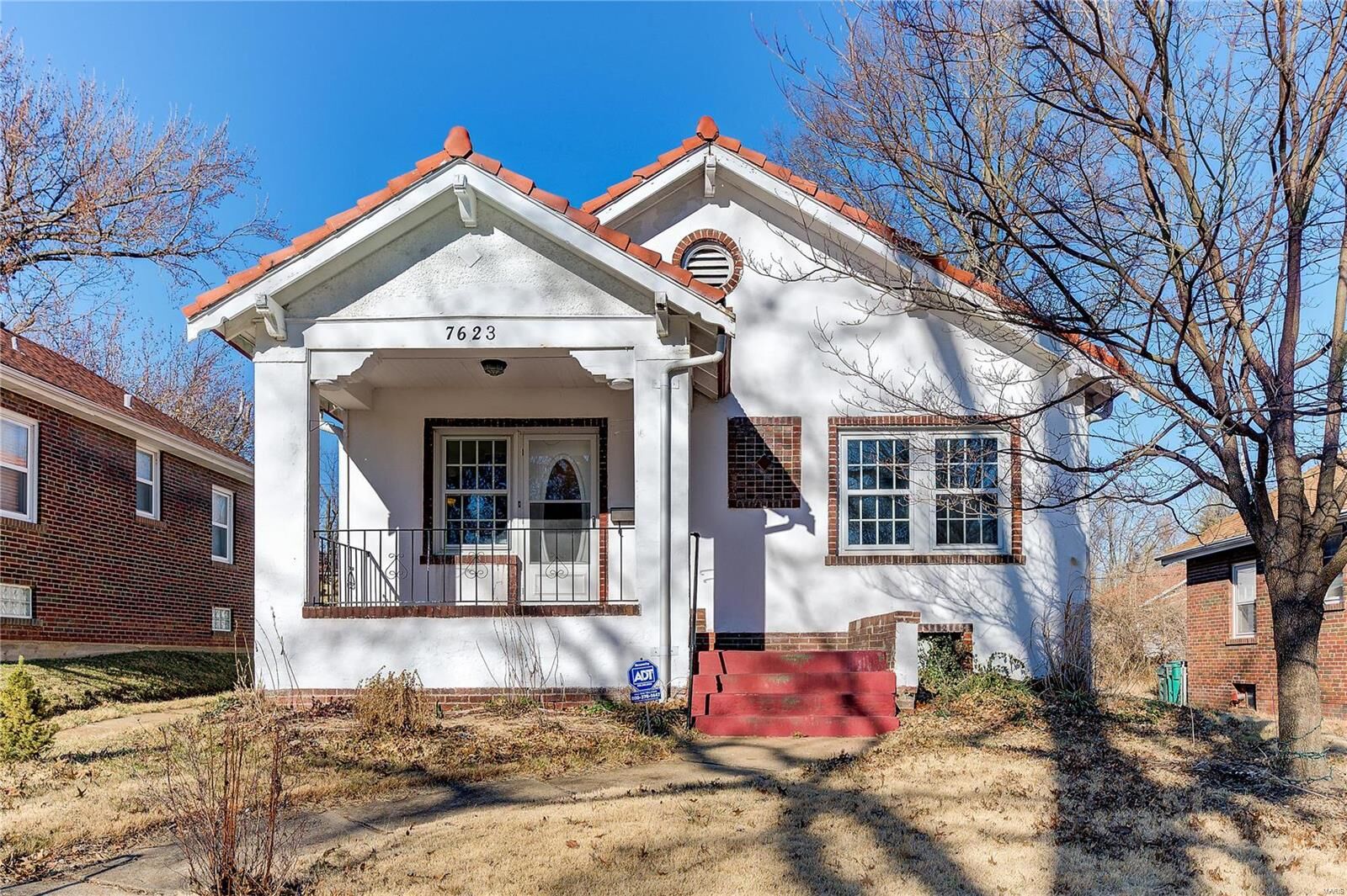 Property Photo: 7623 Forest View Drive MO 63121