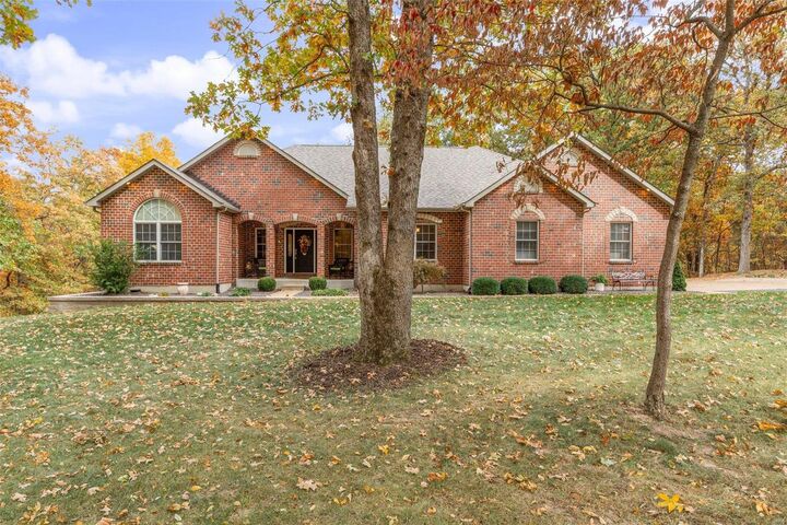 547 Huntington Trails Drive  Festus MO 63028 photo